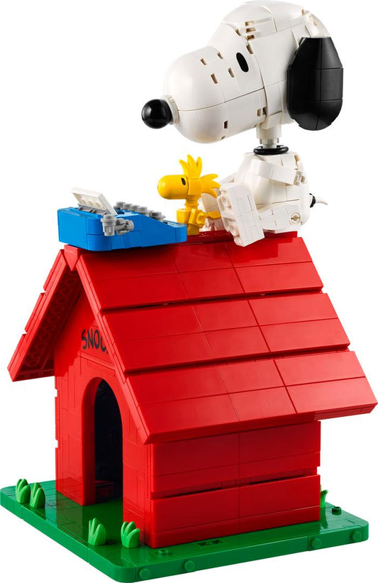 21368 Peanuts: Snoopys Hundehütte